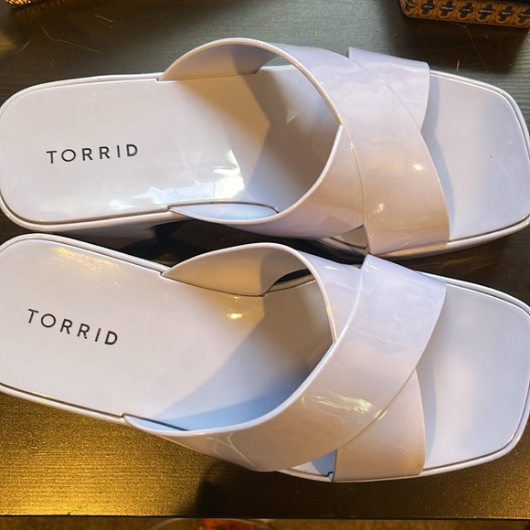 Torrid Blue Platform Sandals - Picture 3 of 4